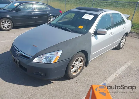 2006 Honda Accord 2.4 Ex z USA, uszkodzony, nr VIN 1HGCM56896A186539